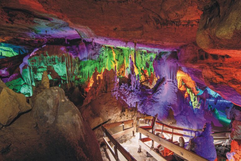 cave tours chattanooga